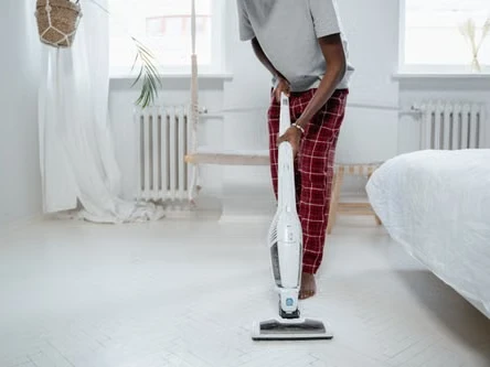 5 Signs Your Cordless Scrubbing Mop Battery Is Dying (And What to Do About It)